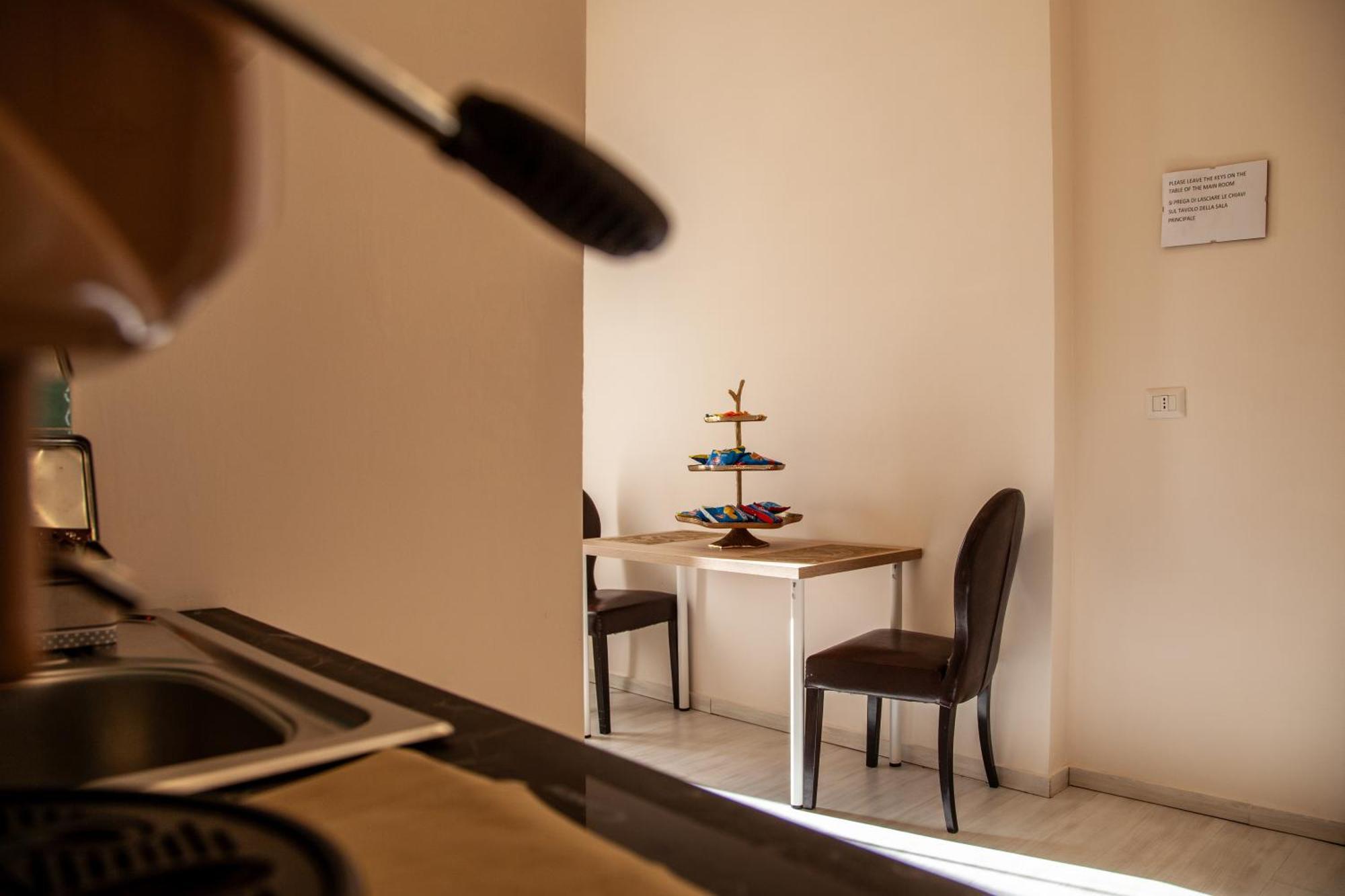 Airport Luxury Rooms Napoli Eksteriør bilde
