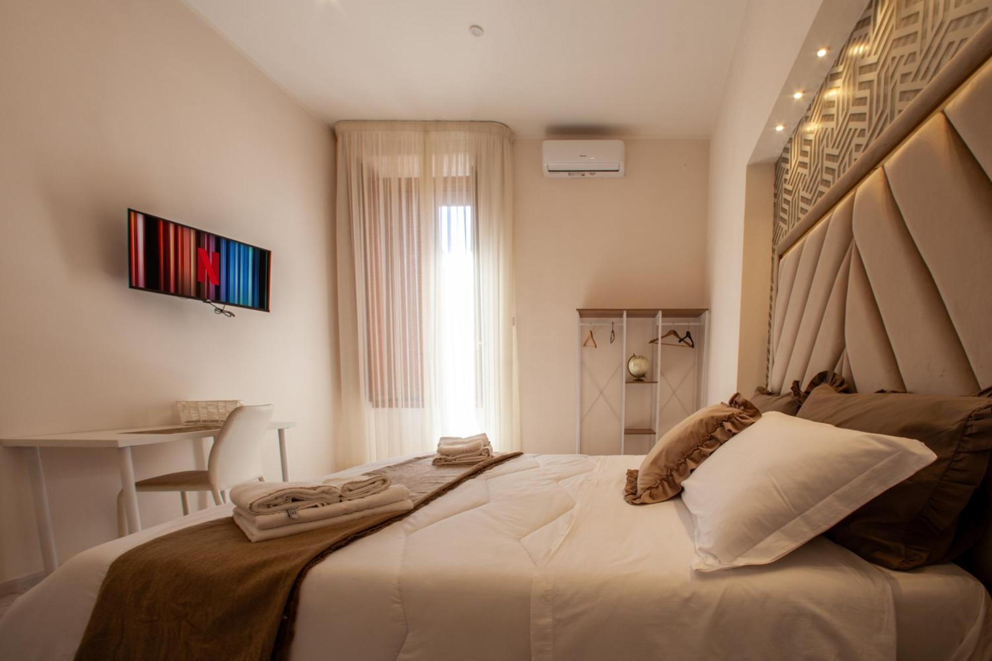 Airport Luxury Rooms Napoli Eksteriør bilde