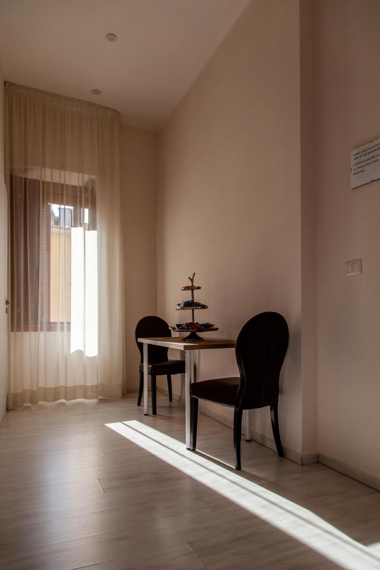 Airport Luxury Rooms Napoli Eksteriør bilde