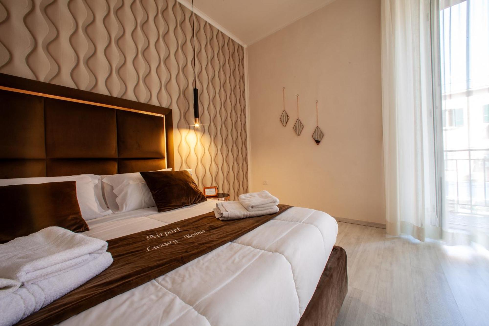 Airport Luxury Rooms Napoli Eksteriør bilde